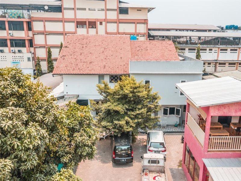 Oyo 1555 Unik Guesthouse Syariah Jakarta Ausblick foto