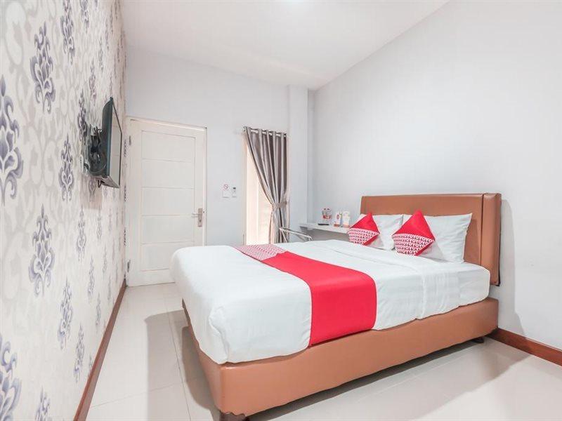 Oyo 1555 Unik Guesthouse Syariah Jakarta Zimmer foto
