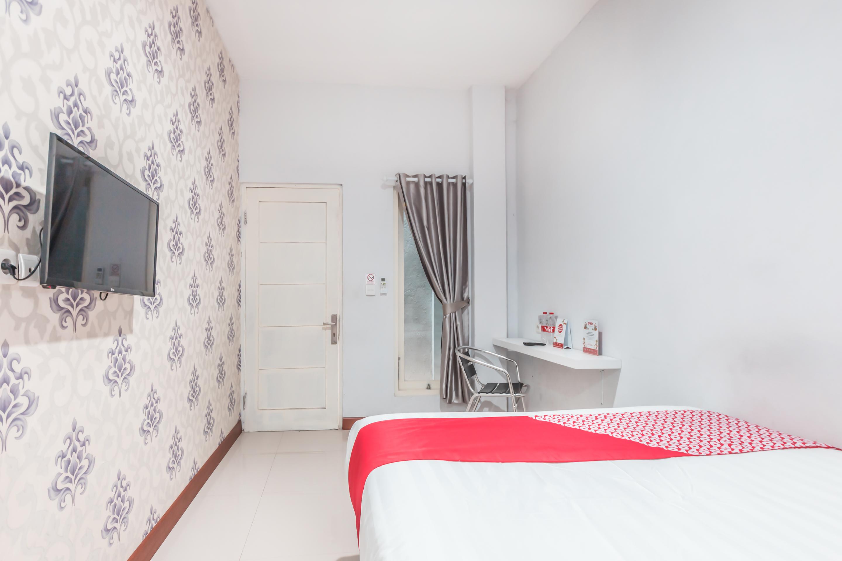 Oyo 1555 Unik Guesthouse Syariah Jakarta Exterior foto